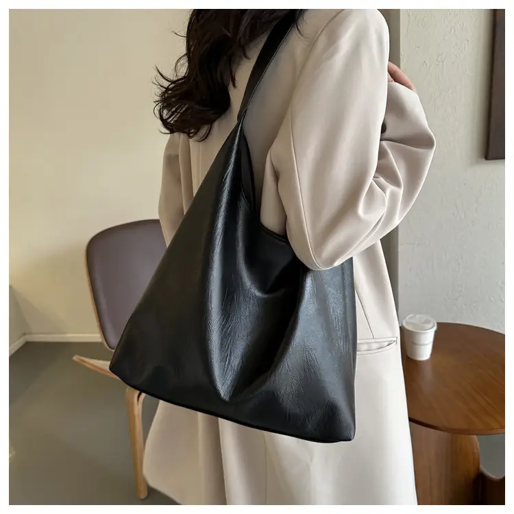 Black Textured Shoulder Bag for Women 2023 — feature 9