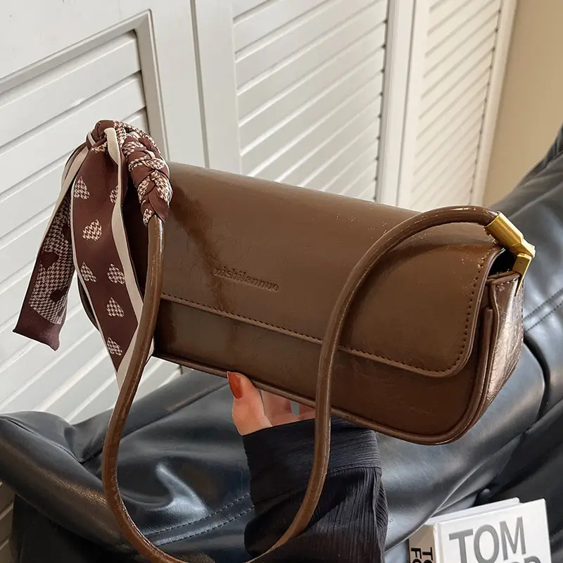 Women's Brown Crocodile-Print Shoulder Bag Autumn Winter 2026 - Image 4