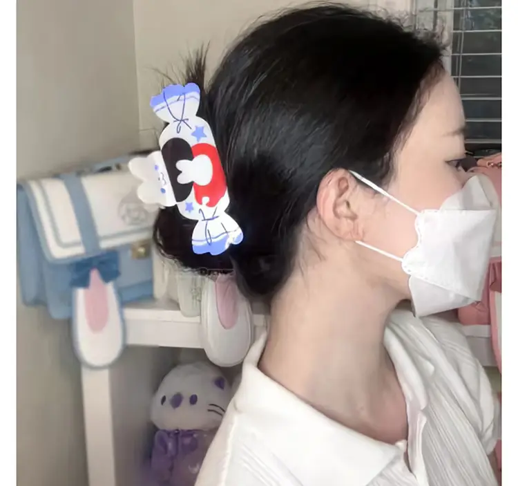 Cute Cartoon Hair Grip for Girls with Rabbit Design — feature 1
