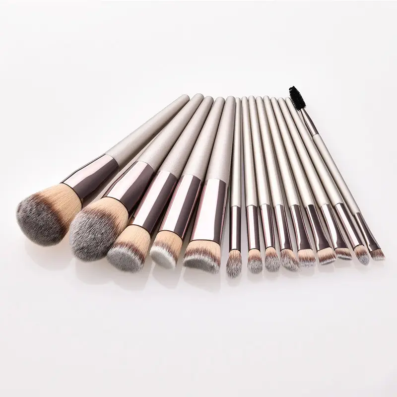 10-Piece Champagne Gold Makeup Brushes Set - Image 8
