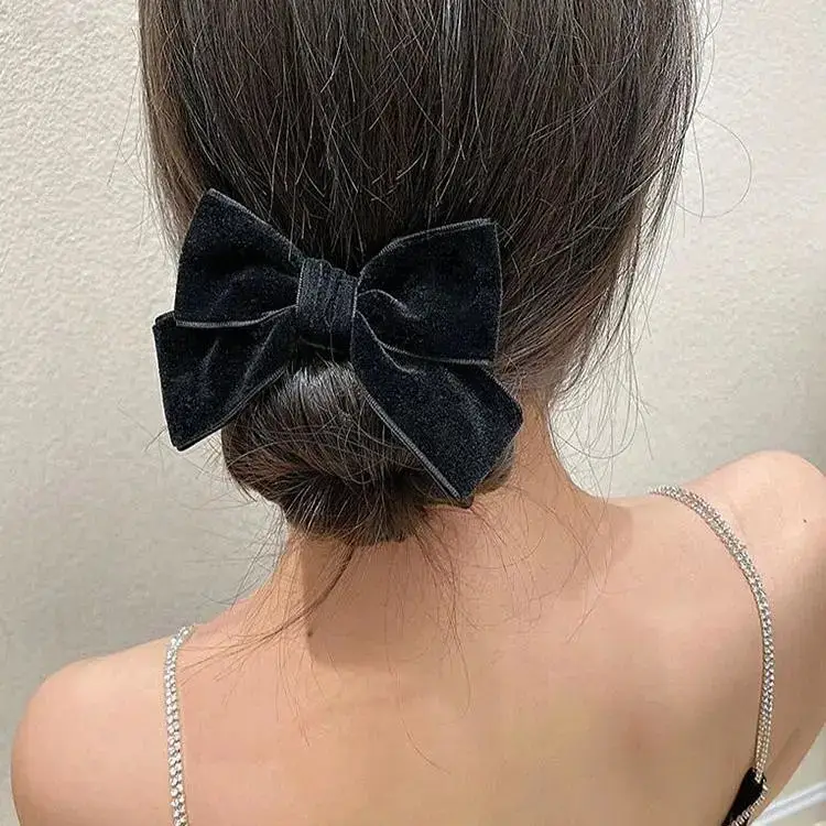 Velvet Big Bow Hair Clip for Women — feature 3
