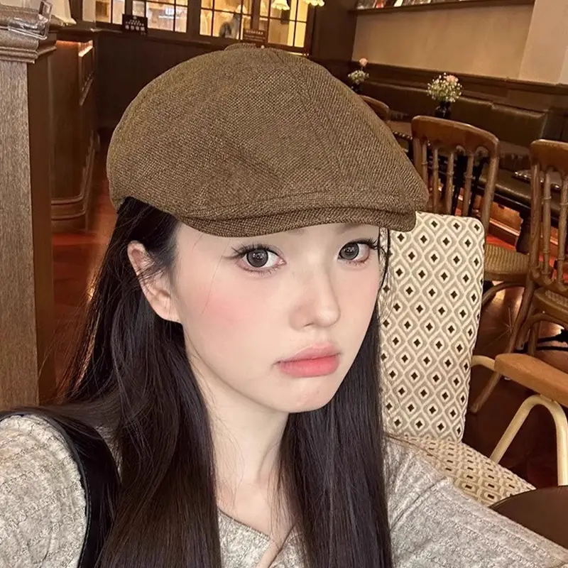 Linen Peaked Cap for Women British Newsboy Hat - Image 4