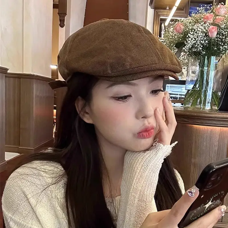 Linen Peaked Cap for Women British Newsboy Hat - Image 5