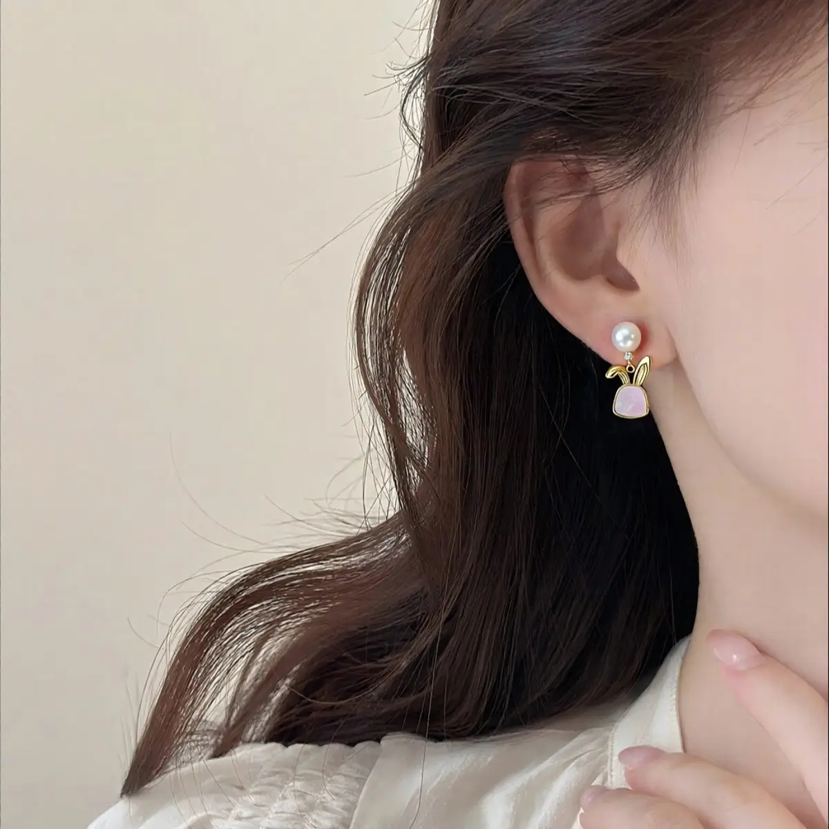 Zhuji Pearl Earrings for Women 18K Gold Filled Sea Mother Rabbit Design - Image 6