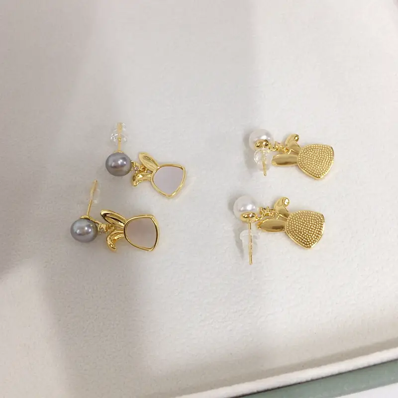 Zhuji Pearl Earrings for Women 18K Gold Filled Sea Mother Rabbit Design — feature 8