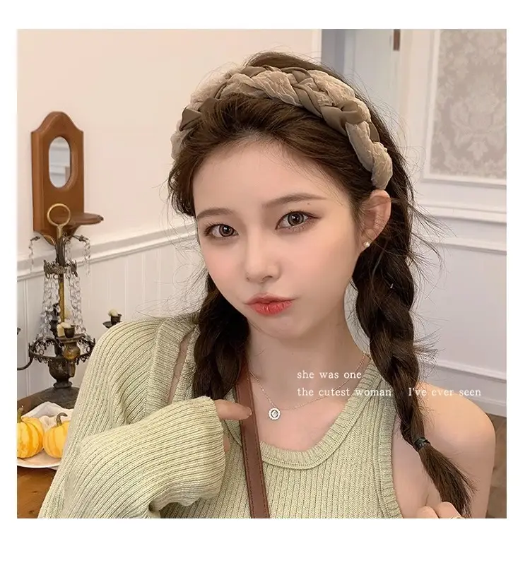 Women's High-Cheek Headband with Adjustable Closure — feature 20