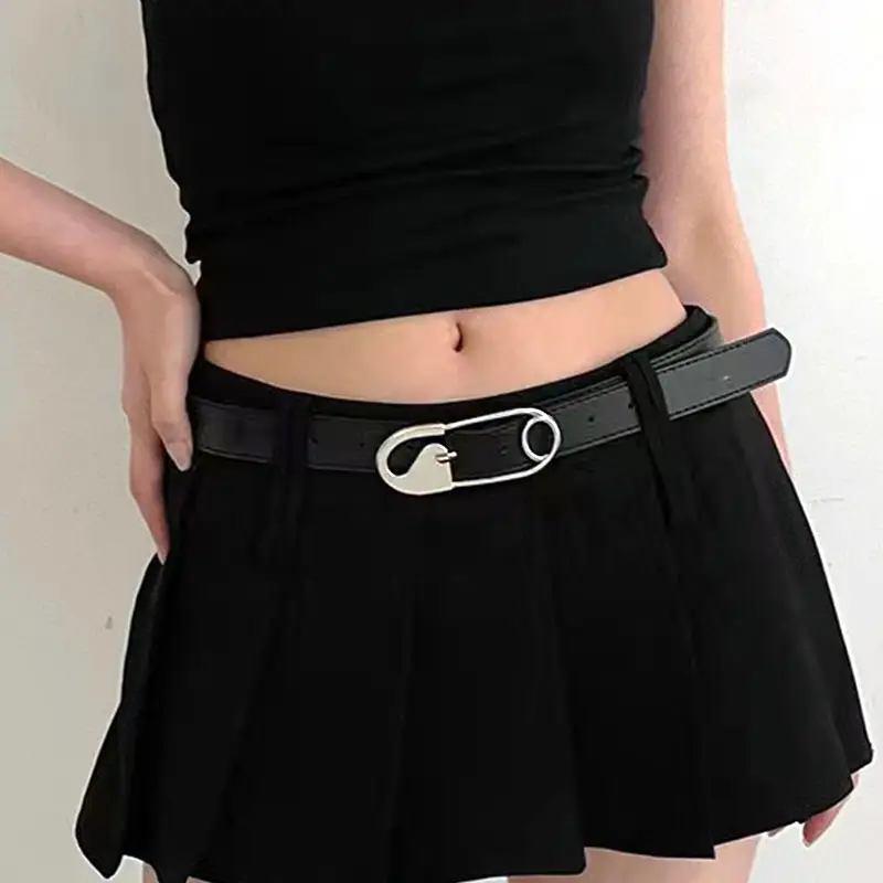 Women's Black Safety Belt Casual Jeans Set - Image 4