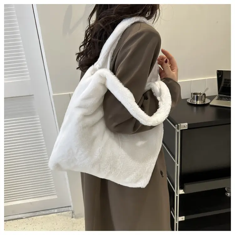 Cute Plush White Women's Shoulder Bag 2023 Winter — feature 16