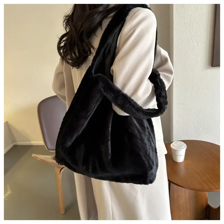 Cute Plush White Women's Shoulder Bag 2023 Winter — feature 8