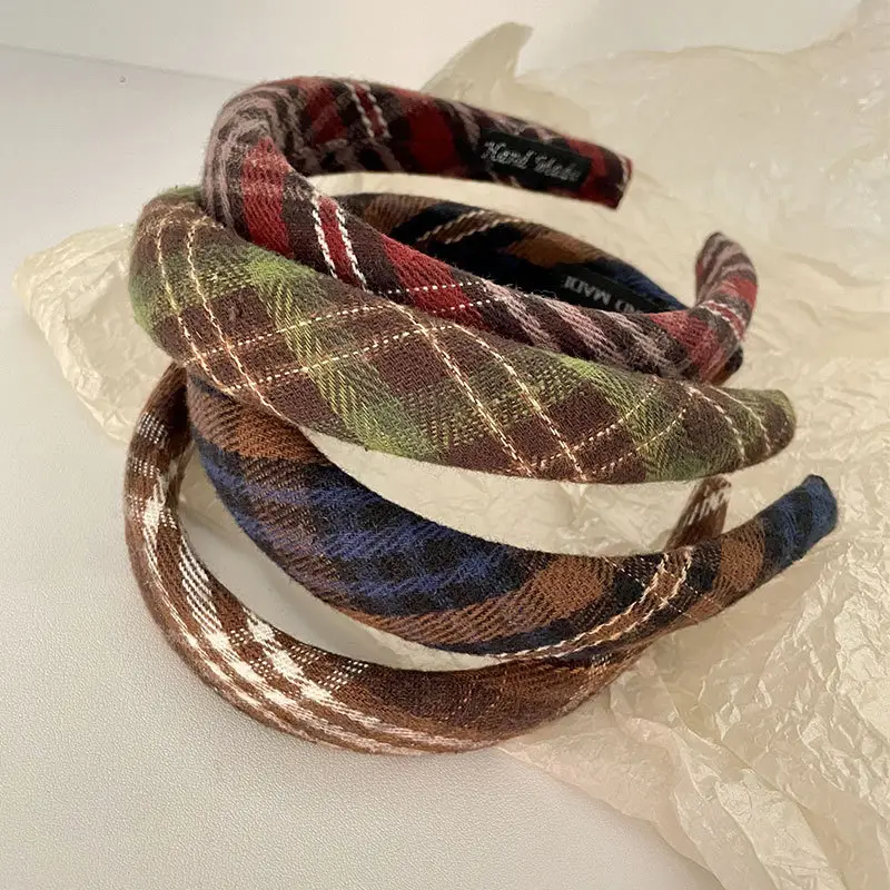 Maillard Plaid Skull Top Headband for Women — feature 2