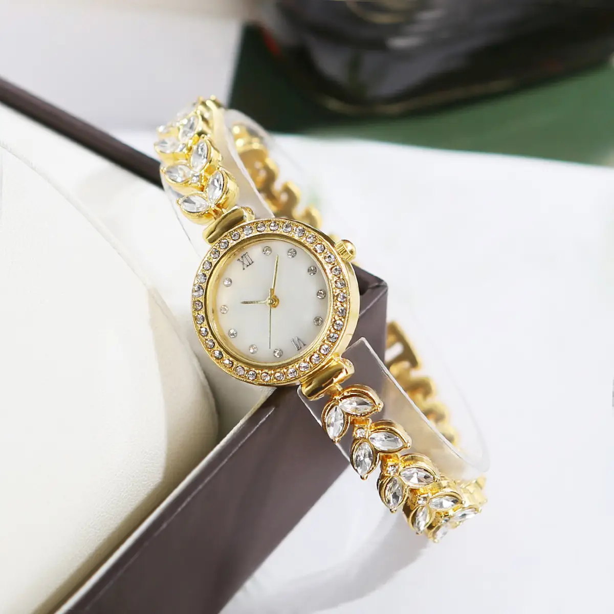 Cross-Border Mermaid Women's Watch Silver Crystal Band — feature 24