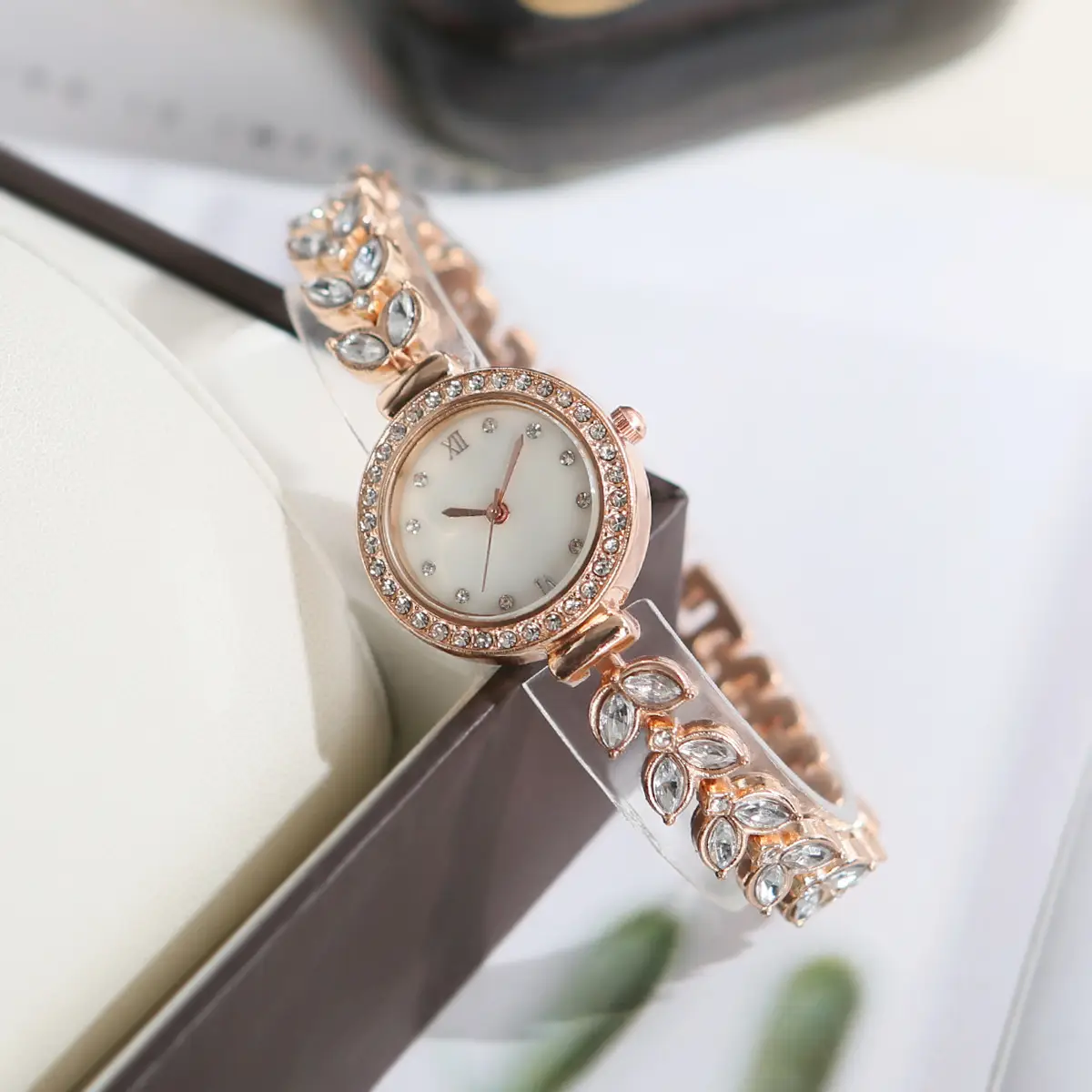 Cross-Border Mermaid Women's Watch Silver Crystal Band — feature 25