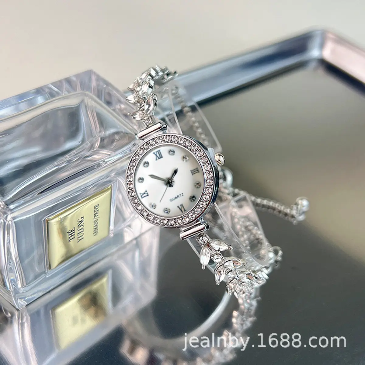 Cross-Border Mermaid Women's Watch Silver Crystal Band — feature 3