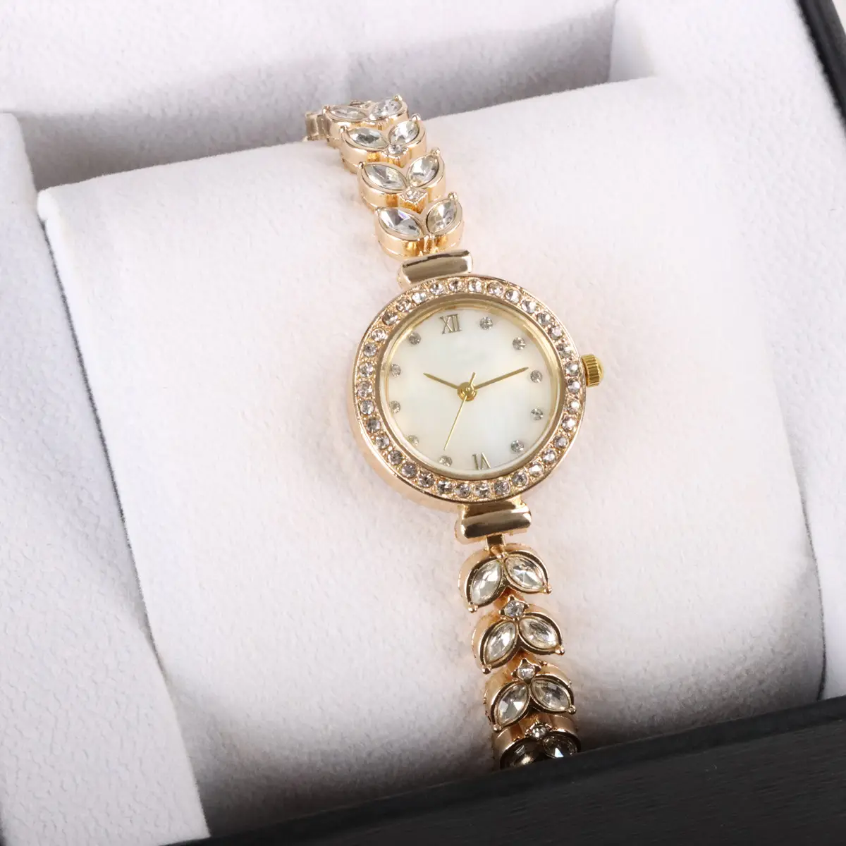 Cross-Border Mermaid Women's Watch Silver Crystal Band - Image 3