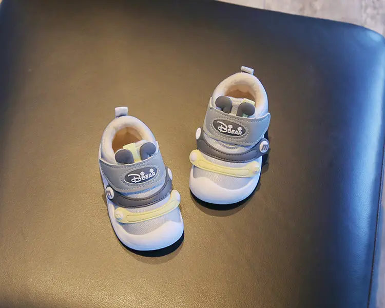 2024 New Winter Baby Shoes for Boys Plus Velvet Toddler Shoes — feature 6