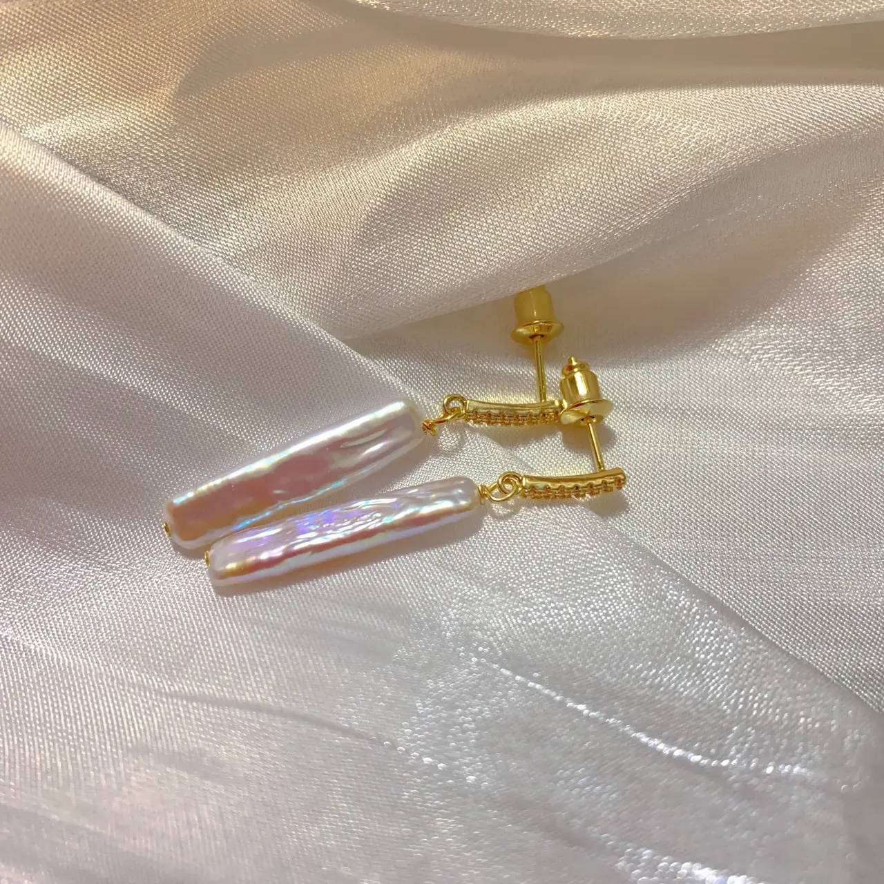 French Retro Pearl Earrings Female Elegant Light Luxury - Image 5