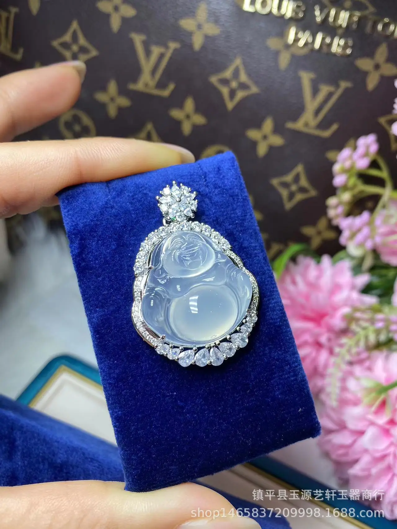 925 Silver Plated Buddha Pendant with White Agate Jade — feature 10