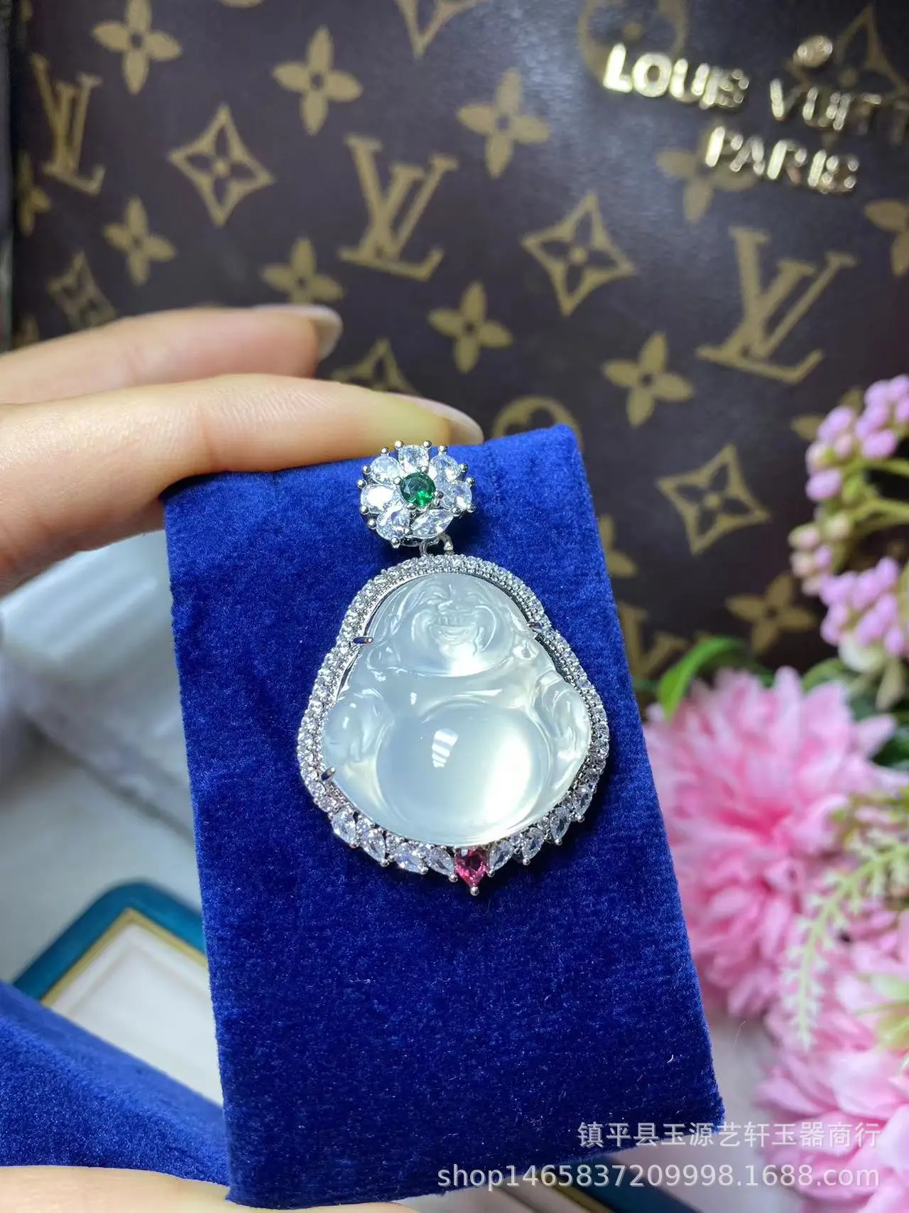 925 Silver Plated Buddha Pendant with White Agate Jade — feature 12