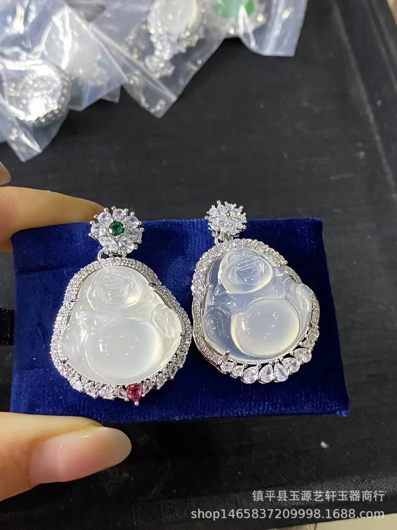925 Silver Plated Buddha Pendant with White Agate Jade — feature 15