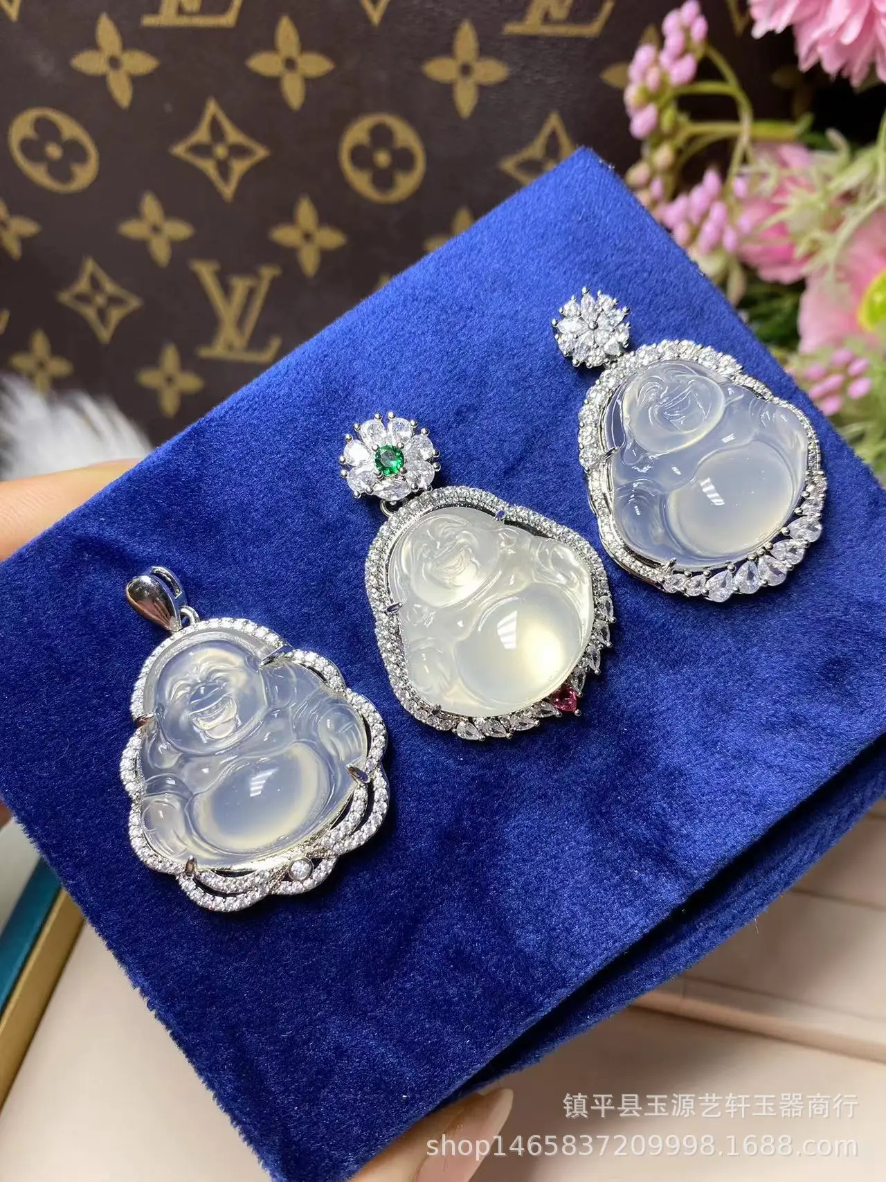 925 Silver Plated Buddha Pendant with White Agate Jade — feature 6