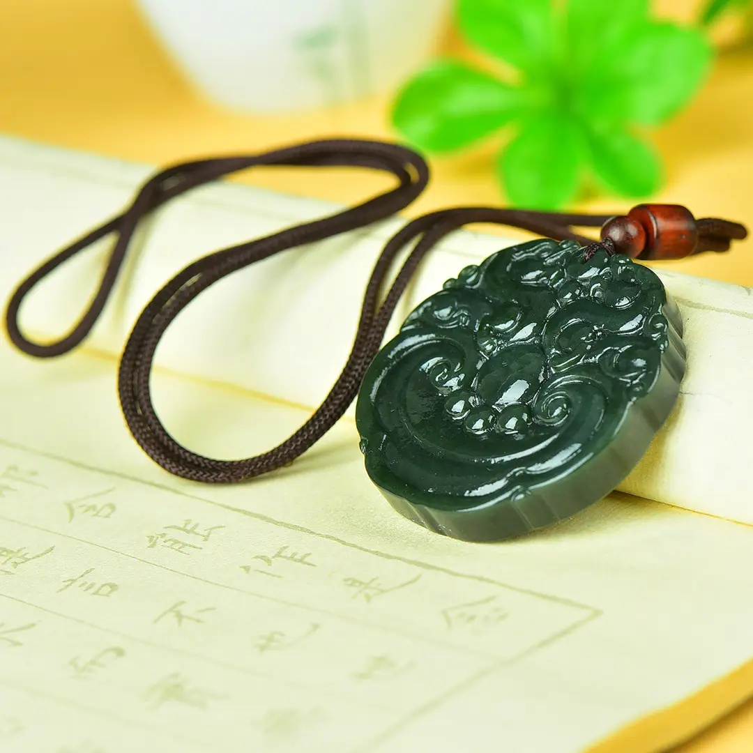 Hetian Jade "Animal Face Lock" Pendant - Image 5