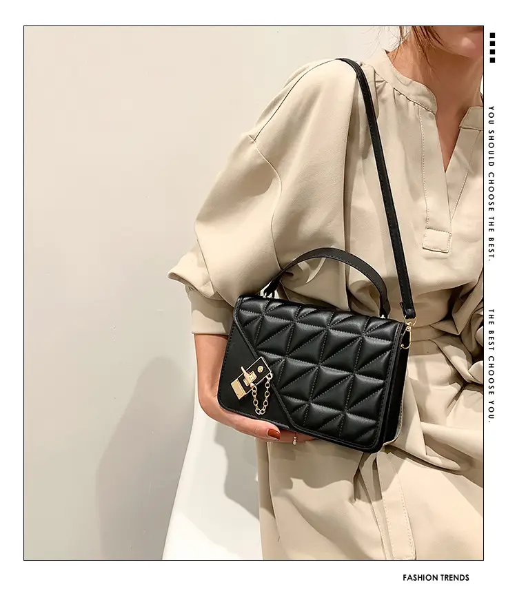 2023 Trendy Women's Quilted Shoulder Bags with Diamond Embroidery — feature 1
