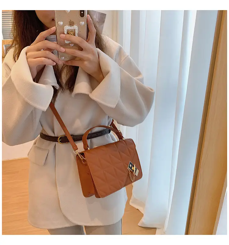 2023 Trendy Women's Quilted Shoulder Bags with Diamond Embroidery — feature 22