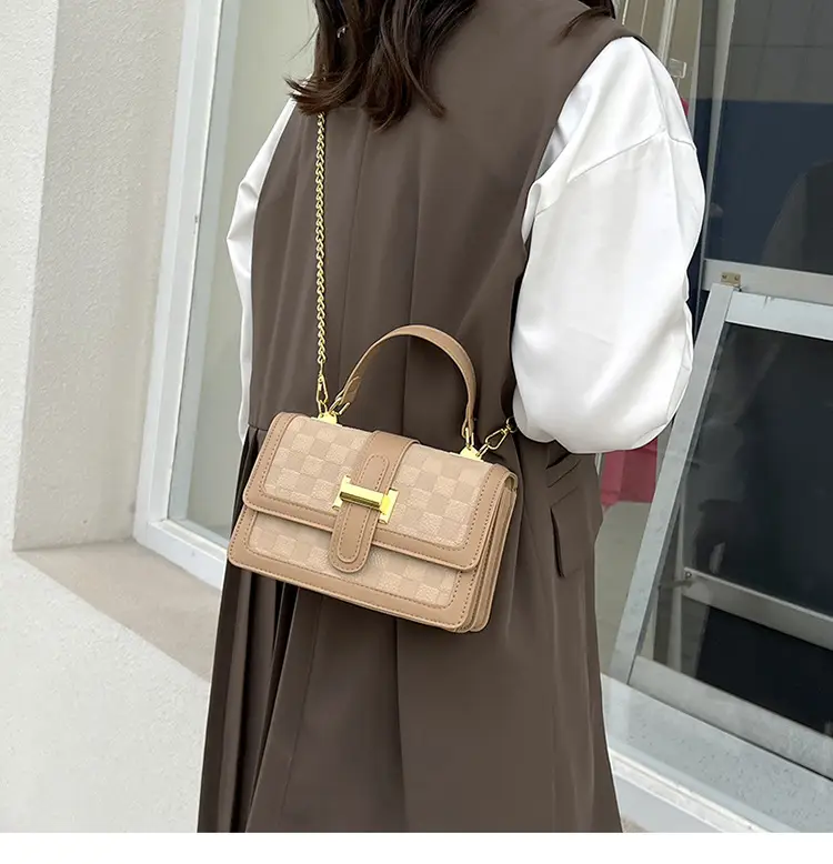 2023 Women's Crossbody Bag with Chain Strap — feature 10