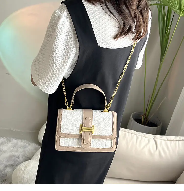 2023 Women's Crossbody Bag with Chain Strap — feature 12