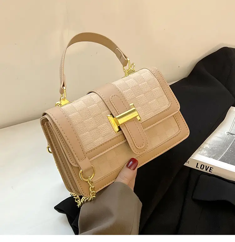 2023 Women's Crossbody Bag with Chain Strap — feature 19