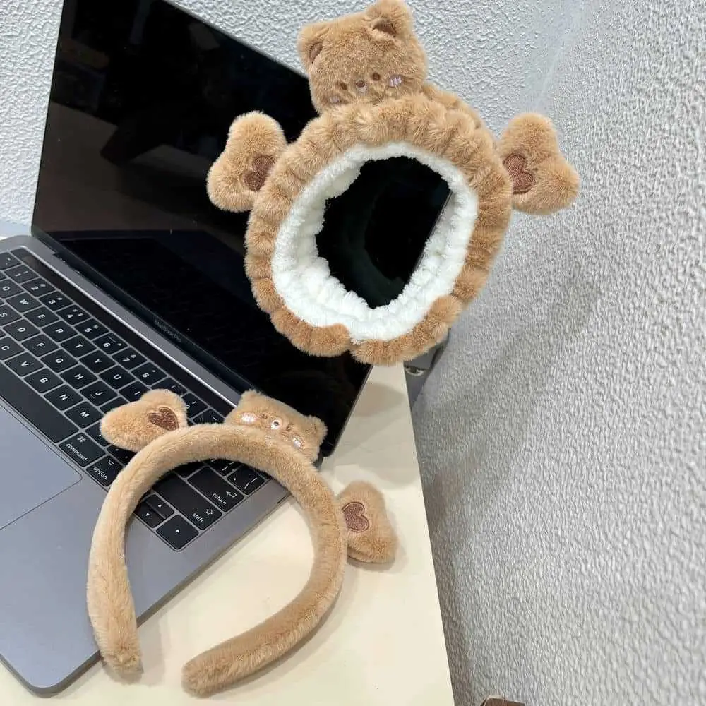 Plush Bear Face Washing Headband for Girls 2023