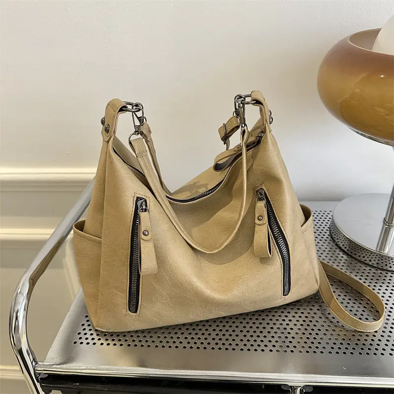 Black Retro Shoulder Bag Women 2023 Winter Tote - Image 8