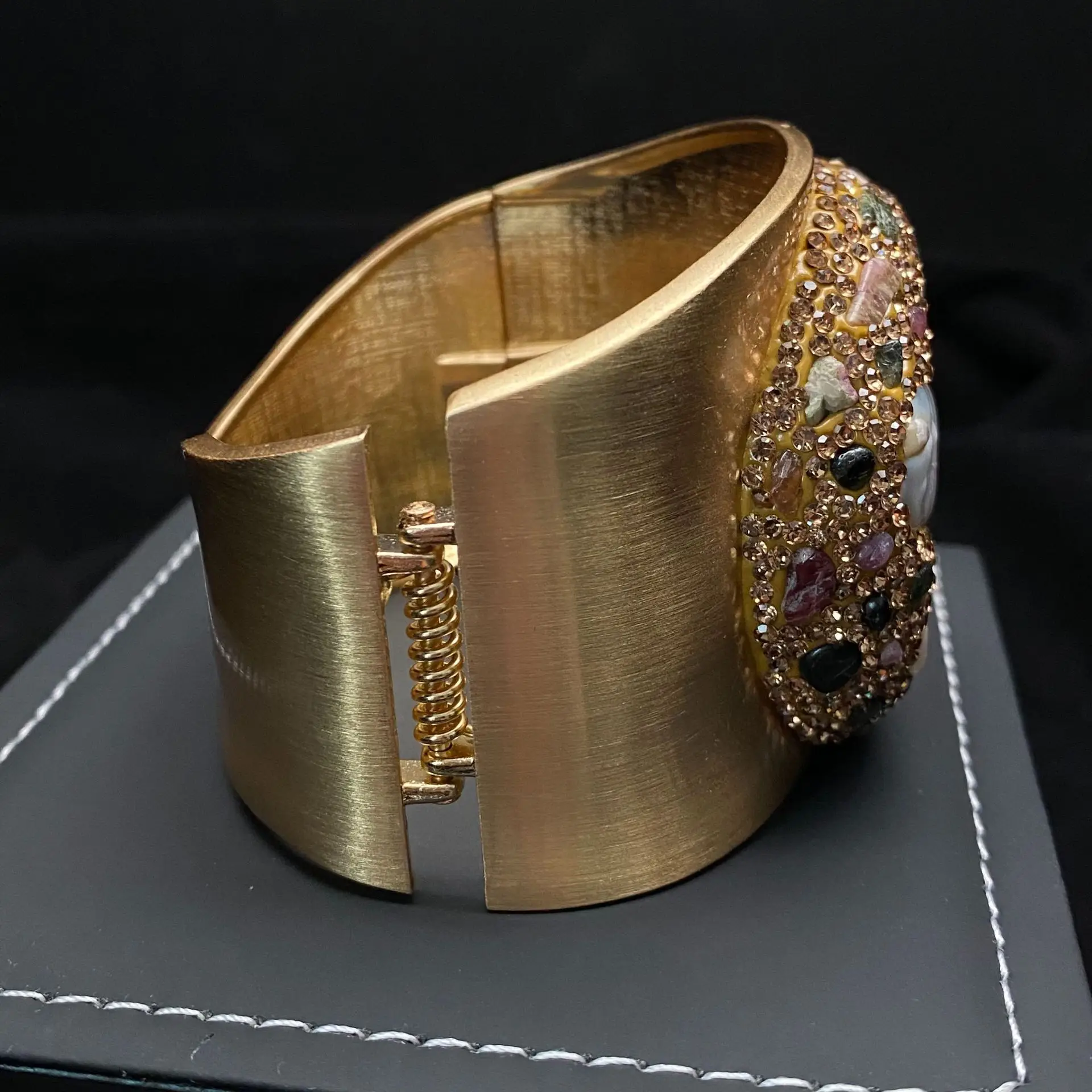 Wide Bristled Pearl Bracelet with Gold Plating - Image 4
