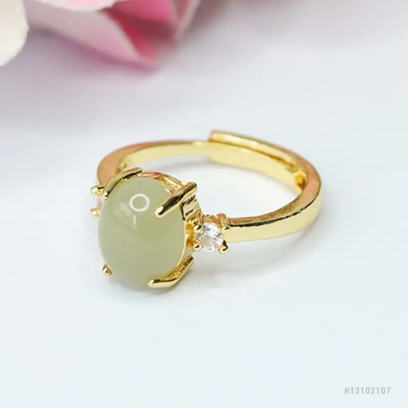 Guan Yu Jade Ring with Prong Setting - Image 4