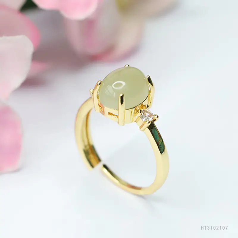 Guan Yu Jade Ring with Prong Setting — feature 9