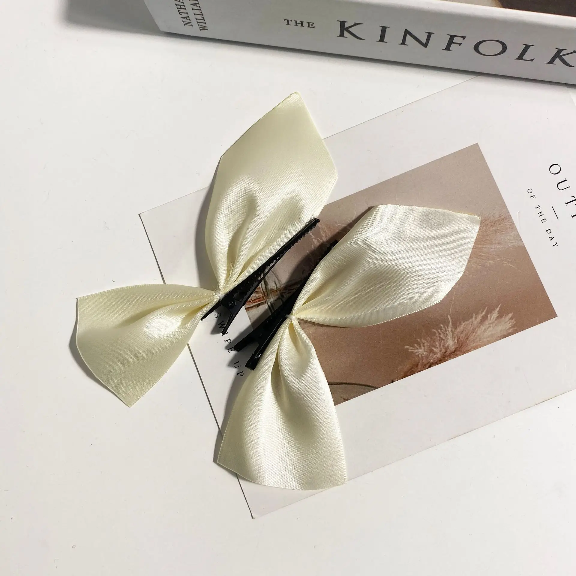 Korean Style Bow Hairpin with French Retro Design - Image 7