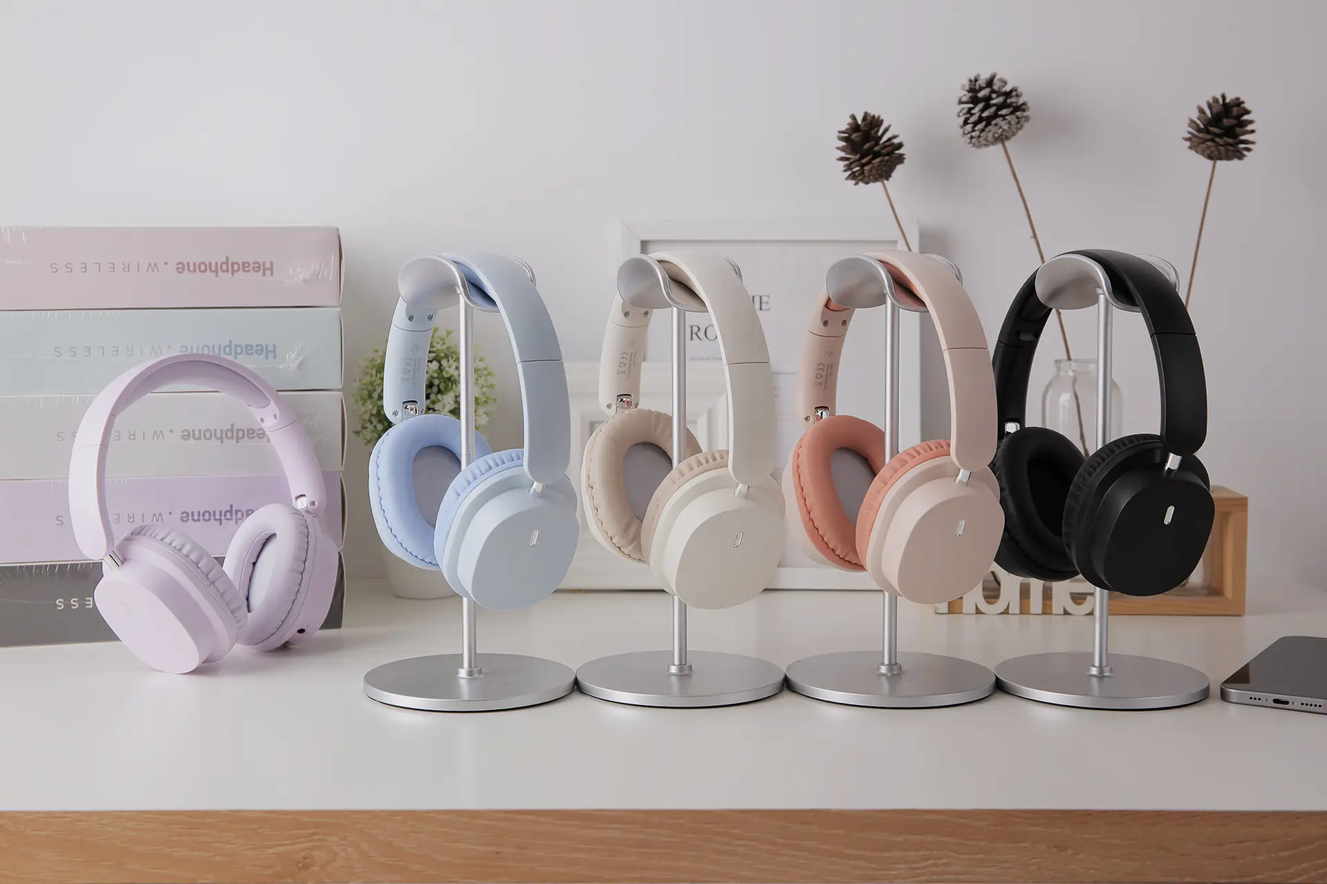 Pink Noise-Red Bluetooth Headset with 3.5mm Cable — feature 4