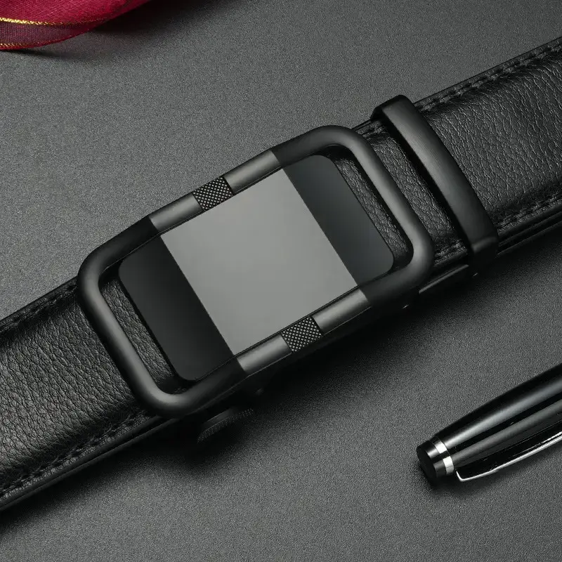 Men's Black Leather Automatic Buckle Belt with Digital Display - Image 5