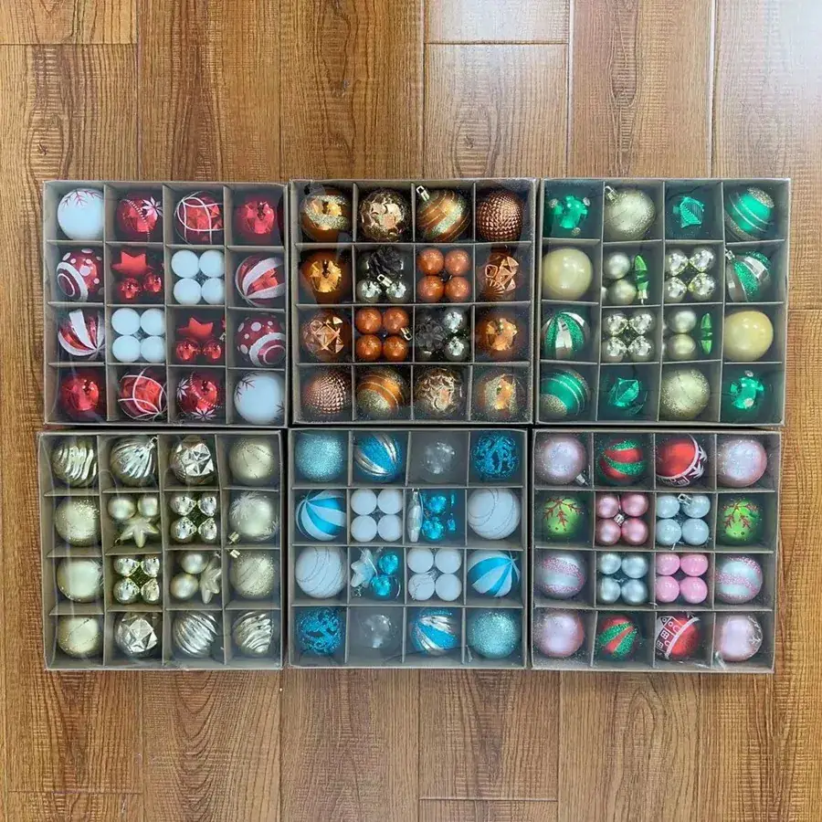 Cross-Country Christmas Tree Balls 44Pcs Box — feature 2