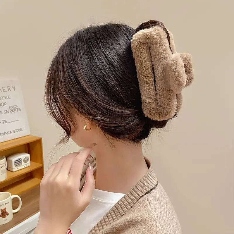 Autumn Winter Furry Hairpin Clip for Women - Image 7