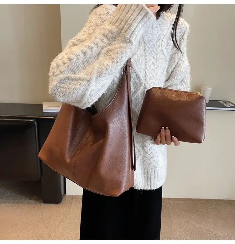 Black Leather Shoulder Bag for Women Winter 2023 — feature 12