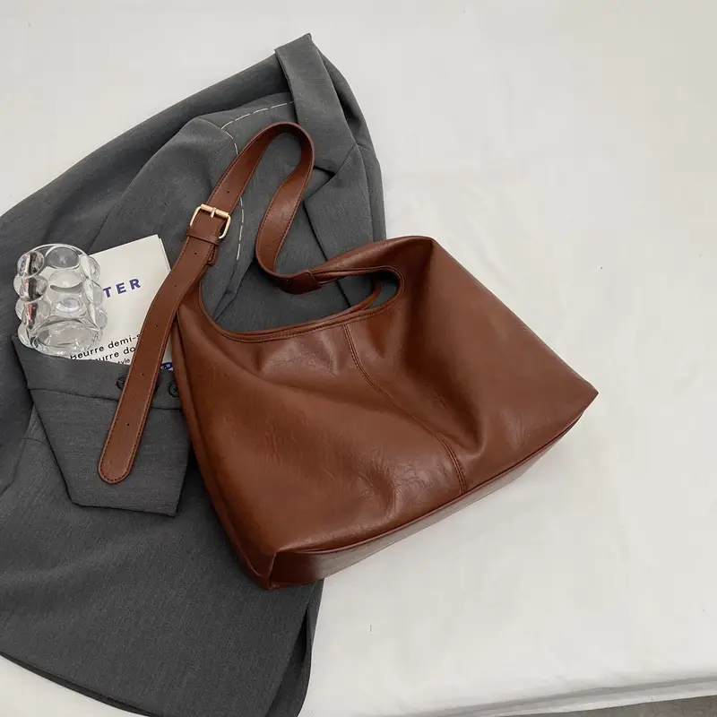 Black Leather Shoulder Bag for Women Winter 2023 - Image 3