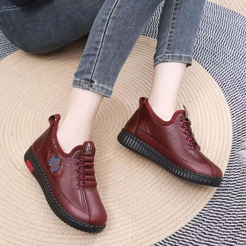 Winter New Non-slip Slip-on Casual Women's Shoes fleece-lined Snow Boots Thickened Women's Shoes Middle-aged and Elderly Moms Shoes - Image 4