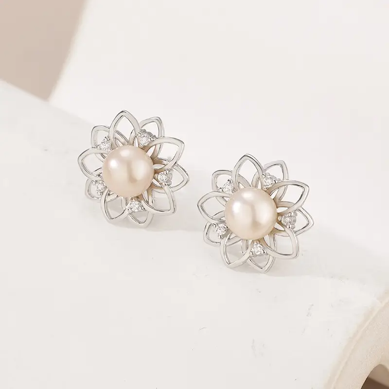 2023 Pearl Earrings for Women Light Luxury Freshwater - Image 4