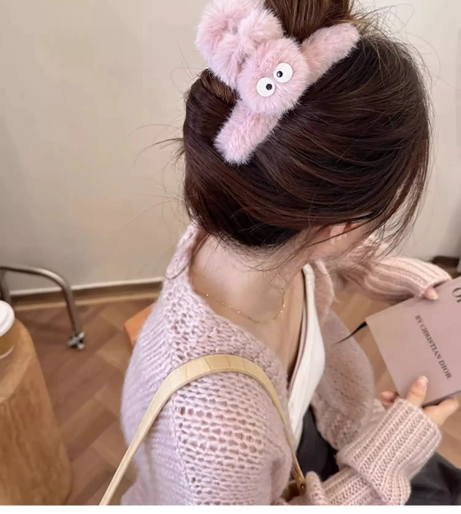 Cute Plush Shark Clip for Girls Hairpin 2023 — feature 7