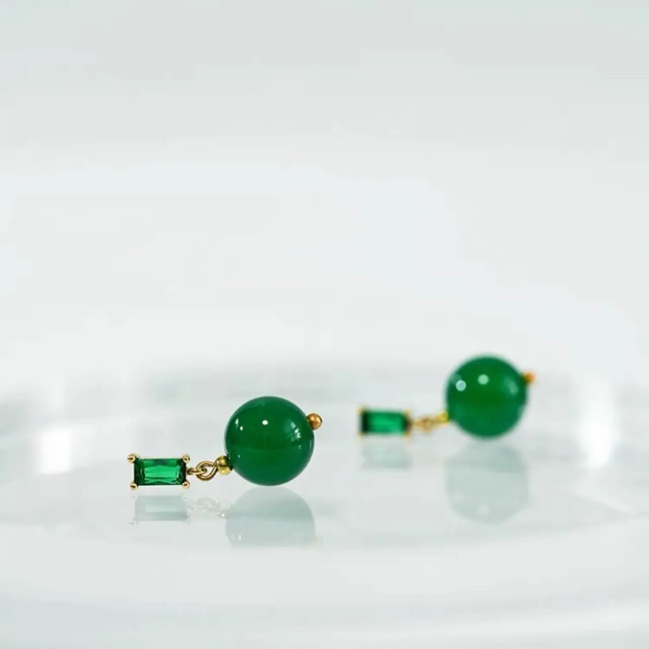 Natural Green Chalcedony Earrings 925 Silver - Image 2