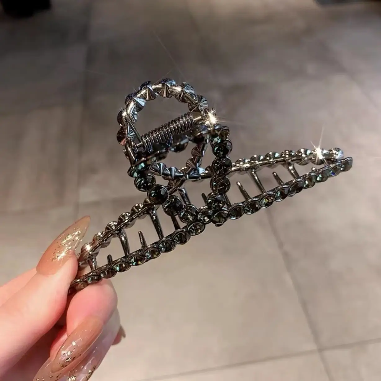 Korean Style Diamond Shark Clip Updo Set - Image 7