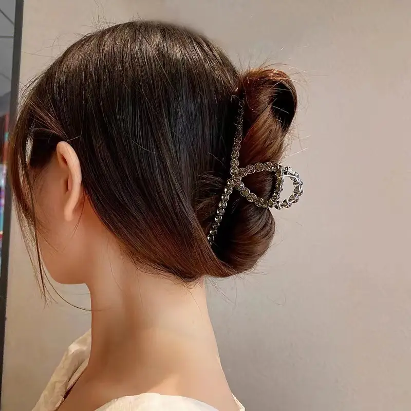 Korean Style Diamond Shark Clip Updo Set — feature 1