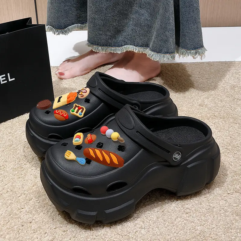 Thick-Soled Croc Shoes Women's Summer Outerwear Thick-Soled Beach Non-Slip Baotou Shit-Feeling Shoe Buckle Sandals and Slippers for Home Summer Wholesale