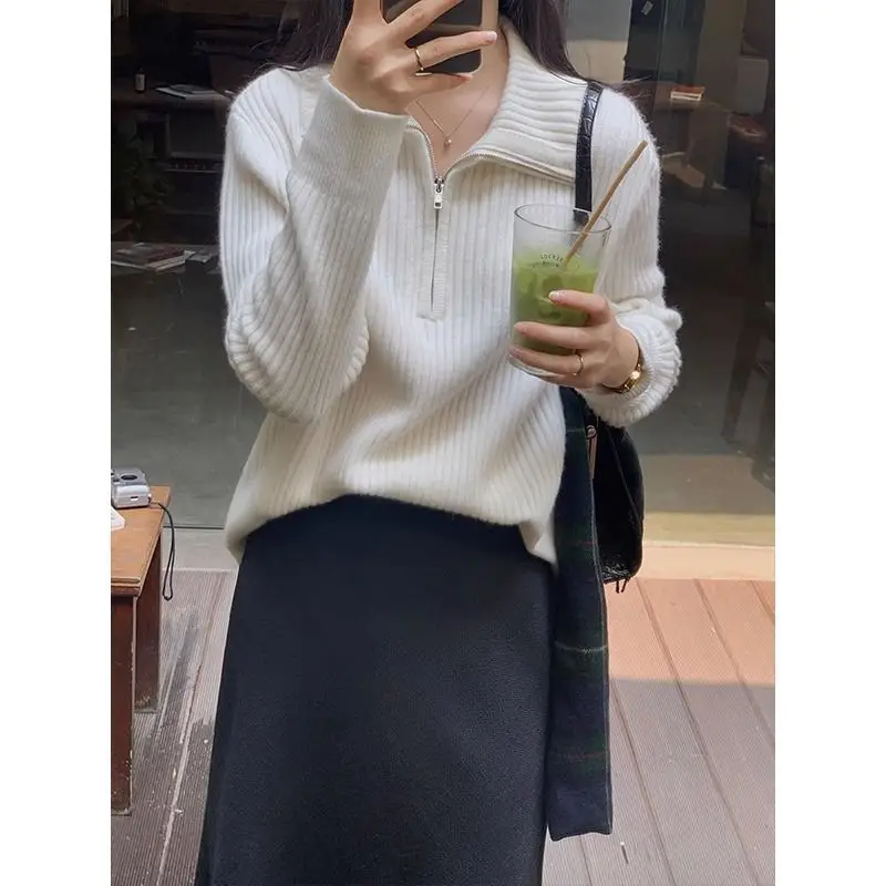2026 Autumn/Winter New Zipper Sweater Knitwear for Women, Loose Fit, Stylish and Unique Design, Trendy Base Layer Top